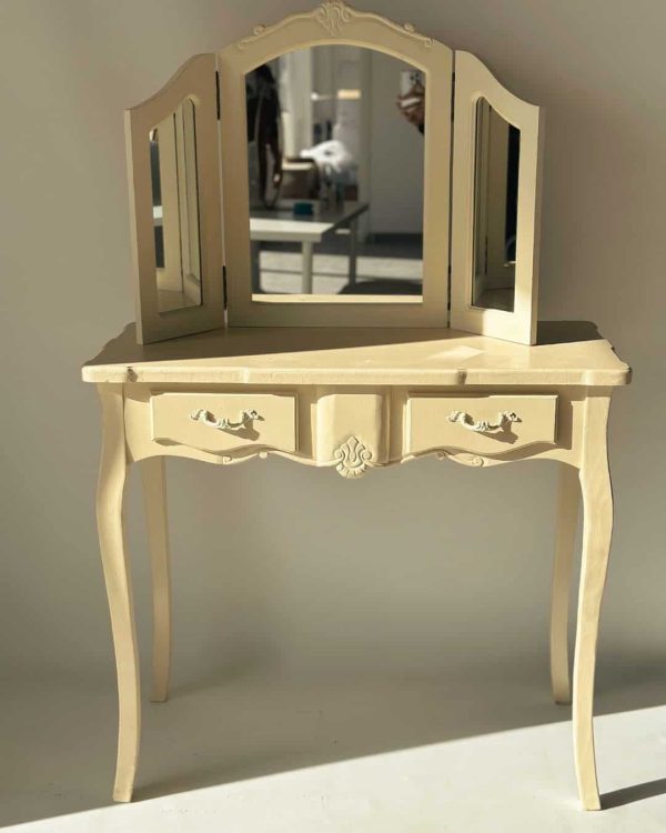 Shabby Chic Table